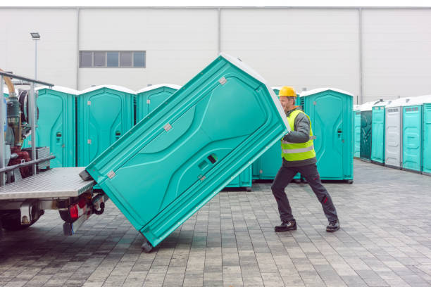 Portable bathroom rental in Osceola, IA