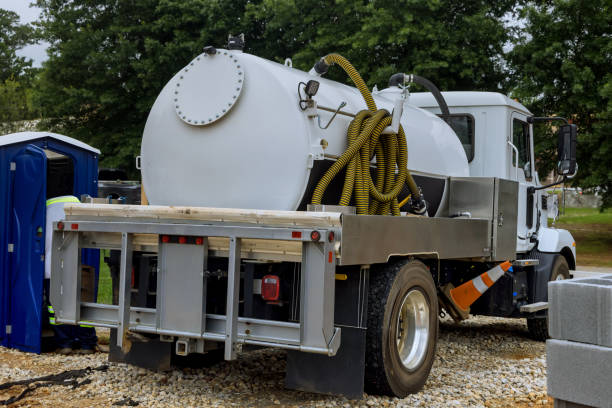 Best Portable restroom trailer rental  in Osceola, IA
